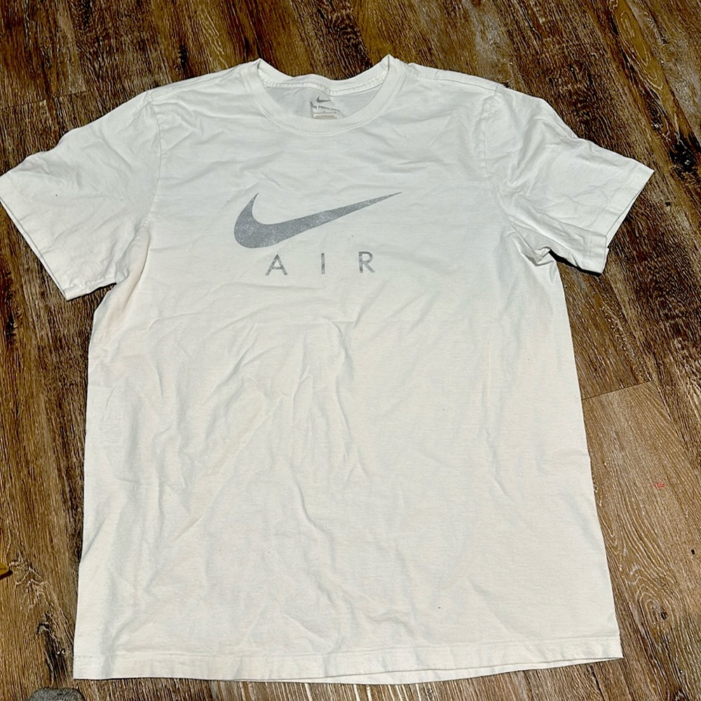 Nike, White T-Shirt